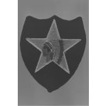 [Ecusson de la 2e division d'infanterie DI-US.]