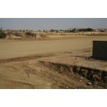 Déploiement de l'opération de la force européenne EUFOR Tchad/RCA (République centrafricaine) : terrassement du camp des Etoiles à proximité de l'aéroport d'Abéché.