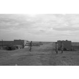 Passage d'un poste contrôle (check-point) italien.