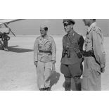 Arrivée du maréchal Erwin Rommel et rencontre avec les officiers.