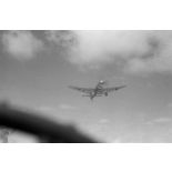 Attaque de Junkers Ju-87 sur des blindés alliés lors de la bataille d'El Alamein.