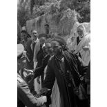 Rommel visite l'oasis de Siwa, rencontre avec les autorités locales.