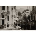 Pèlerinage international militaire de Lourdes. Aspects d'ambiance. [légende d'origine]