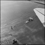 Vue aérienne de l'entrée du canal de Suez à Port-Saïd.