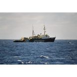 Le navire amiral de la flottille Greenpeace. [Description en cours]
