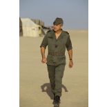 Le général d'armée Maurice Schmitt, CEMA (chef d'état-major des Armées), vient inspecter la division Daguet.