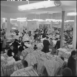 Rayon robes d'un grand magasin.
