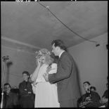 Comédiens sur scène.