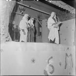 	Spectacle des scouts algériens (SMA) devant la mairie de Tebessa.