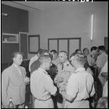 Réception dans les locaux du service cinématographique des armées (SCA) à Alger.