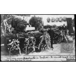 Catastrophe du Farfadet. Les cercueils dans la chapelle ardente (+ Mr. Simon, frère d'une des victimes). Cliché P. Laurent, Bizerte. [légende d'origine]