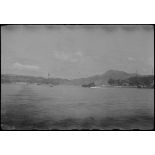 [Japon, juin 1946. La baie entre Kure et Hiroshima.]