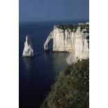 Etretat (76). Les falaises.