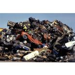 Orne (61). Entassement de voitures compressées.