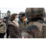 La ministre des Armées Florence Parly rencontre des soldat du 27e bataillon de chasseurs alpins (BCA) sur la base aérienne 57 Mihail-Kogălniceanu à Constanta, en Roumanie.