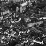 Saint-Denis (93). Le centre ville. Vue vers l'est.