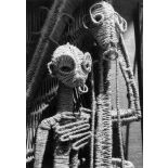 République de Côte d'Ivoire, 1965. Sculpture en cordes de Christian Lattier, artiste Ivoirien, professeur à l'Ecole des Beaux Arts d'Abidjan.