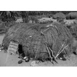 République islamique de Mauritanie, 1969. Case dans une oasis près de Chinguetti.