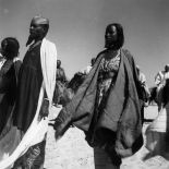 République du Tchad, Kuludia, district de Massakory, 1951. Danse de bienvenue (le second personnage est un homme).