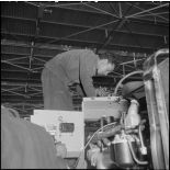 La chaîne de montage de camions de la Société Africaine des automobiles Berliet à Rouiba.