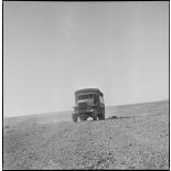 L'unité territoriale d'Alger en patrouille à Teniet el Haad. [Description en cours]