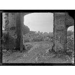 Juvigny. Aisne. La grand' place. [légende d'origine]