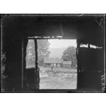 Juvigny. Aisne. Cantonnement malgache. Une 