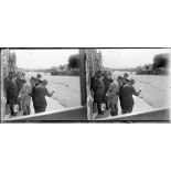 Le général Degoutte et Raymond Poincaré lors du défilé. [légende d'origine]