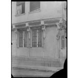 Front Nord, Abbeville, Somme, maison des Capucines. Détails. [légende d'origine]