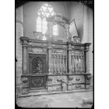 Front Nord, Pas-de-Calais, église de Saint-Omer, clôture de chapelle du XVIIe siècle. [légende d'origine]