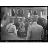 Le roi de Grèce à Salonique. Le roi, le général Franchet d'Espèrey, monsieur le Gouverneur général de la Macédoine Adossides. [légende d'origine]