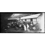 CRP, gare de la Chapelle. Déjeuner offert à l'arrivée des grands blessés rentrant d'Allemagne. [légende d'origine]