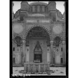 Andrinople. Intérieur de la mosquée. [légende d'origine]