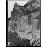 Missy (Aisne). Porte de l'église. [légende d'origine]