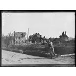 Vailly (Aisne). L'entrée du village. [légende d'origine]