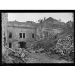Condé-sur-Aisne (Aisne). Vue intérieur du fort. [légende d'origine]