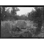 Condé-sur-Aisne (Aisne). Un des fossés du fort. [légende d'origine]