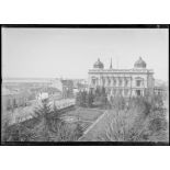 Belgrade. L'escalier en bois sculpté. Palais Royal. [légende d'origine]