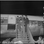 Arrivée des blessés d'Indochine à Orly.