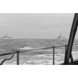 En vue de la destruction de mines, une patrouille de dragueurs de mines (Minensuchboot) de la Kriegsmarine.