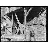 Breuil-le-Sec. (Oise). Foyer du soldat, oeuvre de Miss Hackett. La leçon d'anglais. [légende d'origine]