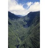 Vue aérienne de Tahiti. [Description en cours]