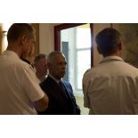 Le ministre des Outre-mer Victorin Lurel assiste à une présentation du dispositif Harpie aux côtés du général Bernard Metz à la caserne du groupement de gendarmerie de Cayenne, en Guyane française.