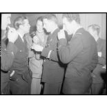 Des pilotes du groupe de chasse Alsace (341e Sq) à une réception au club J.M. Maridor