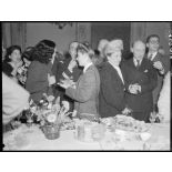 Arbre de Noël à la sécurité militaire de l'air.