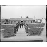Arrivée du général Bouscat ainsi que de sa femme au congrès.