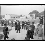 Entrée des autorités officielles dans le congrès. Le général Bouscat, à droite, attend les autorités.