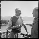 Le Kronprinz et un officier français.