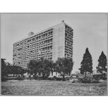Immeuble Nantes-Rezé (Loire-Maritime)-Architecte Le Corbusier. [Légende d'origine]