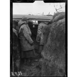 Secteur d'Aubérive (Marne), Russes aux tranchées. [légende d'origine]